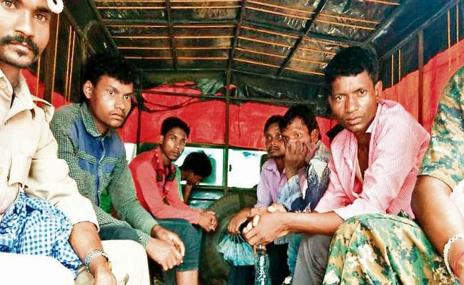 दुमका में 16 धर्म प्रचारक भेजे गये जेल