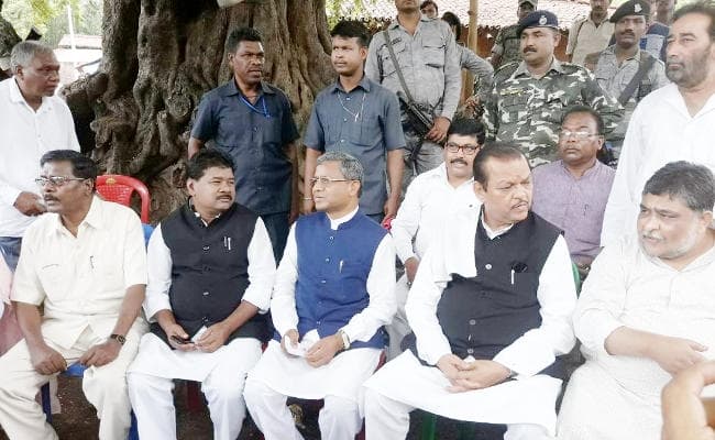 उग्रवादी आ रहे हैं, गोलियां चलेंगी, विपक्ष के नेताओं के दौरे से पहले खूंटी में हुआ प्रचार