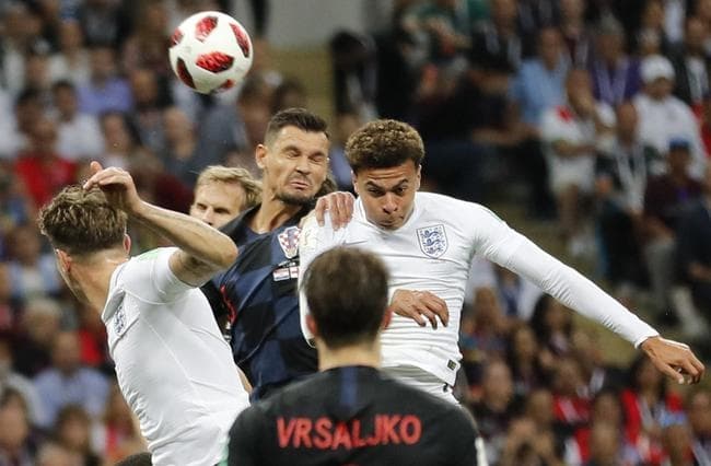 FIFA World Cup : फ्रांस-क्रोएशिया में होगी फाइनल की जंग, इंग्लैंड बाहर, देखें मैच की कुछ खास तसवीरें