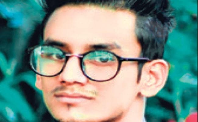 कूचबिहार : सामने आयी तृणमूल कांग्रेस की गुटबाजी, छात्र नेता को दिनदहाड़े मारी गोली, स्थिति गंभीर