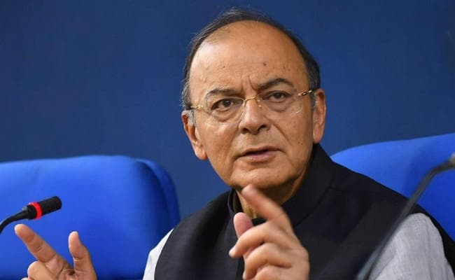 कांग्रेस कुमारस्वामी के साथ वही कर रही है जो देवगौड़ा, गुजराल आदि के साथ किया था : जेटली