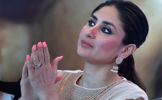 रिश्तों में आयी नरमी, 17 साल बाद करण के साथ काम करेंगी करीना