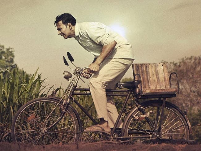 IN PICS: कमाई में अक्षय टॉप, सलमान-शाहरुख पिछड़े