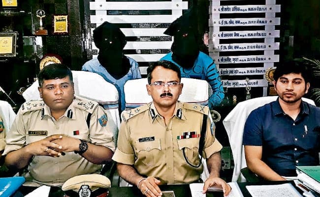 खूंटी : कोचांग में 5 युवतियों से गैंग रेप का मास्टरमाइंड और पत्थलगड़ी नेता जोनास तिड़ू व बलराम गिरफ्तार