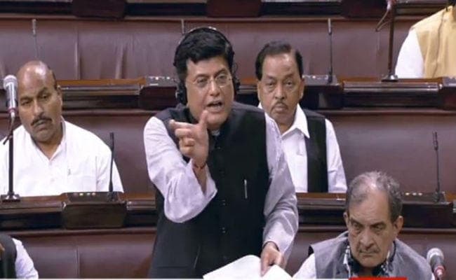 बोले वित्त मंत्री पीयूष गोयल- स्विस बैंक ने दी जानकारी, भारतीयों का पैसा 34 फीसदी घटा