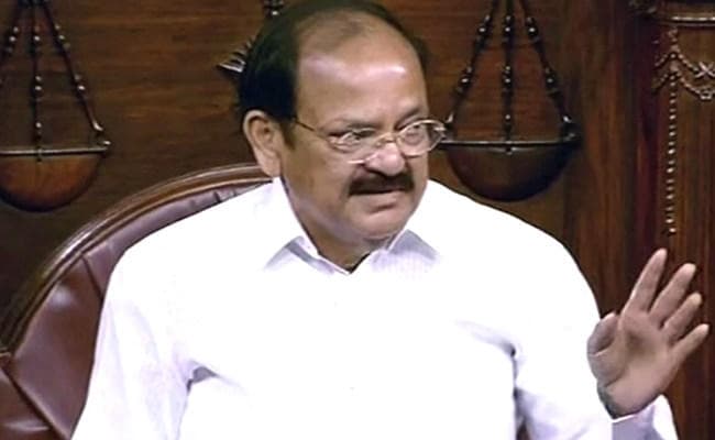 उप राष्ट्रपति भवन में बंदरों का आतंक, वेंकैया नायडू ने सांसदों से पूछा समाधान