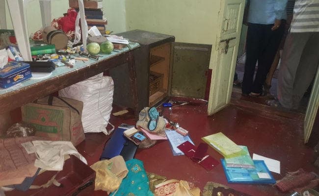 40 हजार नकद और लाखों के जेवरात पर चोरों ने किया हाथ साफ