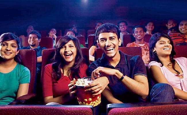 स्नैक्स के नाम पर पटना के सिनेमा हॉल और मल्टीप्लेक्स में मची लूट, 70 में एक लीटर पानी व 180 में पॉपकॉर्न का डिब्बा