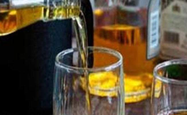 खुलासा: सीमावर्ती क्षेत्रों पर ढूंढ़े जाते हैं शराब के खरीदार, भुगतान के बाद बिहार में कर दी जाती है डिलिवरी