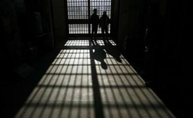 नाबालिग छात्रा से छेड़खानी में दो को 4-4 वर्ष की सजा