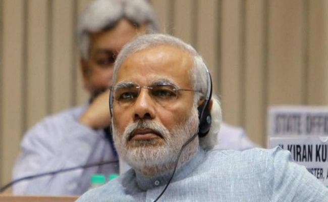 प्रधानमंत्री मोदी ने फोन पर इमरान खान को जीत की बधाई दी