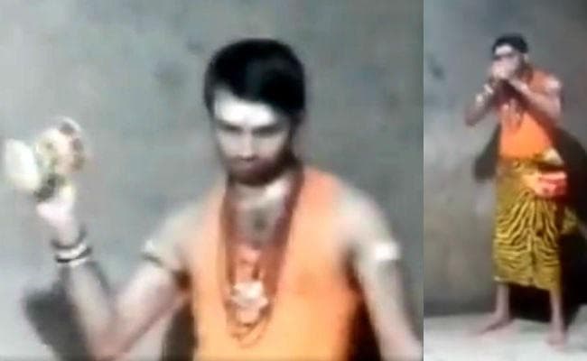 VIDEO : तेजप्रताप ने शंकर का धरा रूप, बाबाधाम जाने के दौरान लखीसराय में कहा- सूबे से असुरों का खात्मा जल्द