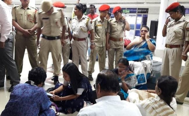 तृणमूल नेताओं को सिलचर एयरपोर्ट से वापस भेजा, संसद में हंगामा