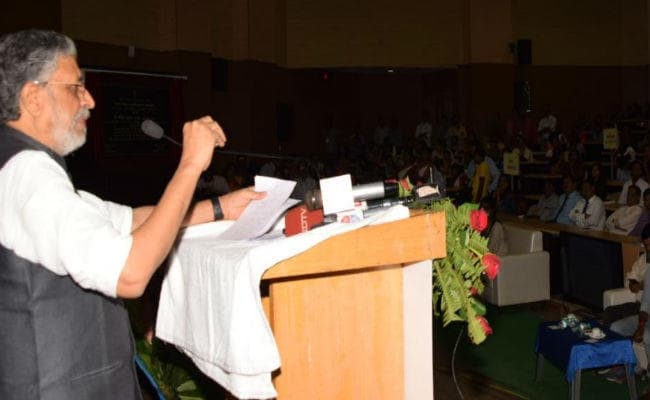 मुख्यमंत्री कन्या उत्थान योजना पर साल में 2,221 करोड़ होगा खर्च : सुशील मोदी