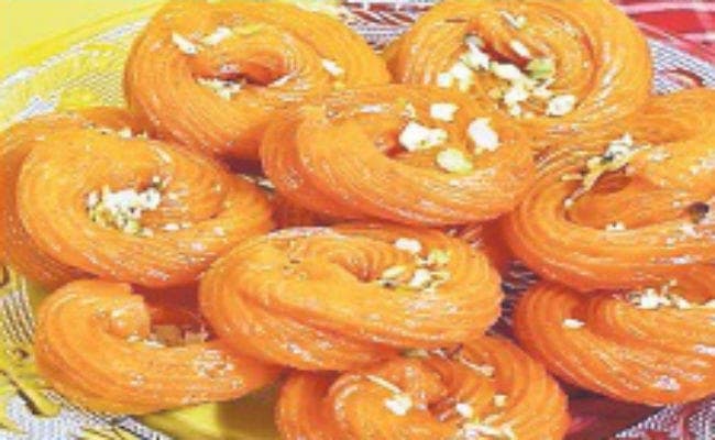 बेहतरीन स्वाद की धनी है बेलसंड की छेना जलेबी