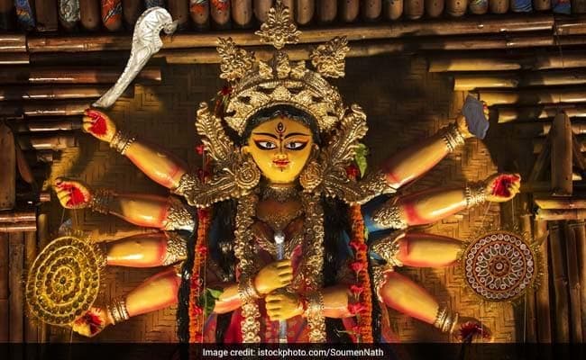 कोलकाता में मिट्टी का संकट, इस बार काफी महंगी होगी दुर्गा की प्रतिमा