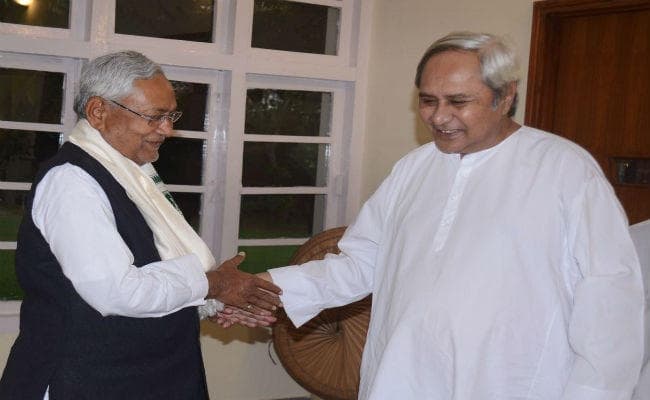 राज्यसभा उपसभापति चुनाव : हरिवंश के लिए नीतीश कुमार ने मांगा नवीन पटनायक से समर्थन