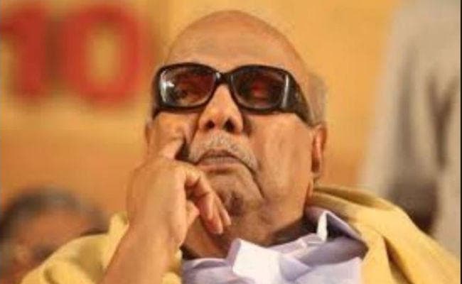 RIP Karunanidhi: राष्ट्रपति, उपराष्ट्रपति, प्रधानमंत्री सहित तमाम नेताओं ने कलैनार के निधन पर शोक जताया