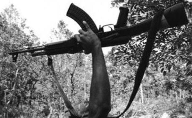 फर्जी नक्सली सरेंडर मामला : झारखंड हाइकोर्ट ने कहा, ओरिजनल डॉक्यूमेंट के साथ गृह सचिव हाजिर हों