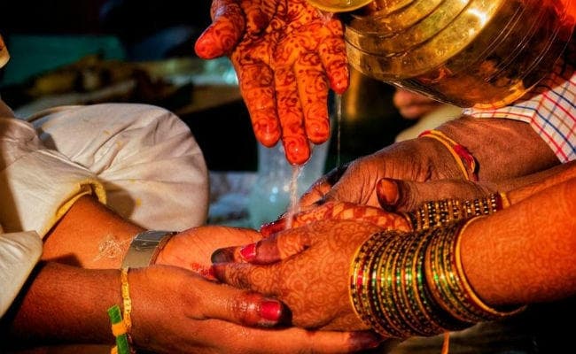 पाकिस्तान में ऐतिहासिक फैसला, दूसरी शादी कर सकती हैं हिंदू तलाकशुदा या विधवा महिला