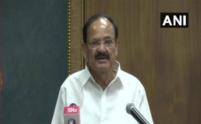 संसद चलाने के दो ही तरीके टॉक करें या वाॅक, पर ब्रेक आउट न करें : वेंकैया