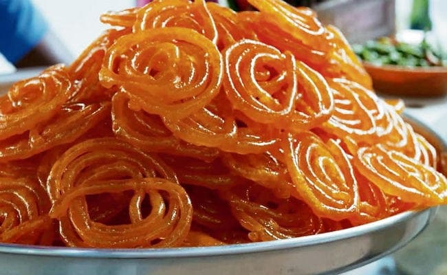 ऐसे बनाएं इंस्टेंट जलेबी