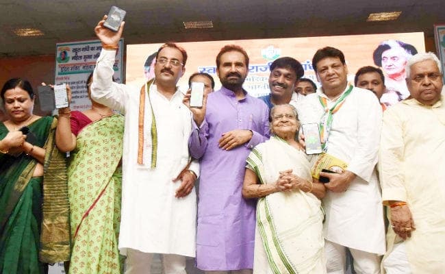 राजीव गांधी की जयंती : वोट बैंक के लिए अटल जी के अस्थि कलश को घूमा रहे हैं PM मोदी : गोहिल, लांच किया इंदिरा शक्ति ऐप