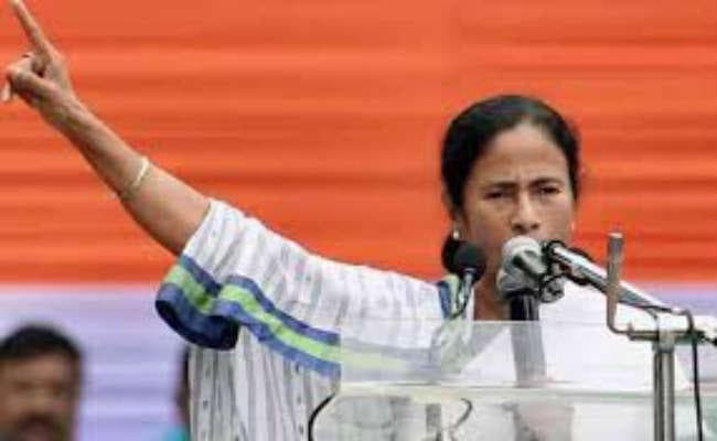 ऑफिस में बैठ कर नहीं, फिल्ड में जाकर कार्य करें, डीआइसीओ अधिकारियों काे मुख्यमंत्री ने दी हिदायत
