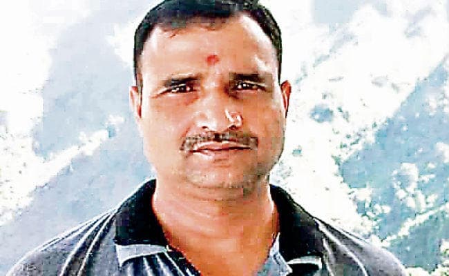 बेरमो : जम्मू-कश्मीर में तैनात थे गोमिया के ब्रजकुमार, खुद की स्टेनगन से चली गोली से बीएसएफ जवान की मौत