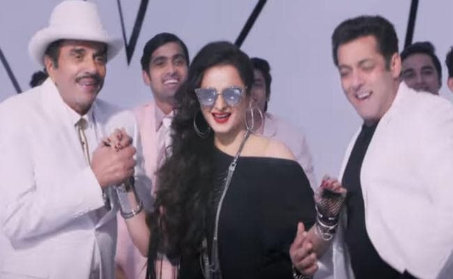 VIDEO: रेखा का कातिलाना अंदाज, धर्मेंद्र-सलमान बोले,'' राफ्ता राफ्ता देखो आंख मेरी लड़ी है