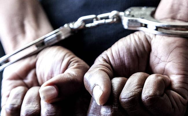 भू-माफिया के खिलाफ सिलीगुड़ी पुलिस का अभियान जारी, जमीन की हेराफेरी के और दो खिलाड़ी गिरफ्तार