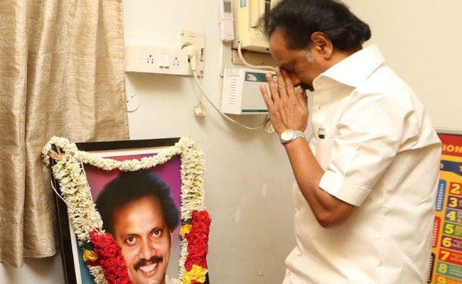 निर्विरोध द्रमुक के अध्यक्ष चुने गये स्टालिन, राहुल गांधी ने दी बधाई, समर्थकों में खुशी की लहर