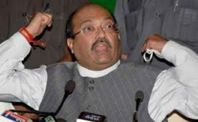 अमर सिंह ने आजम खान को बताया मुलायम का दत्तक पुत्र, कहा मेरी बेटियों पर करवाना चाहते हैं एसिड अटैक