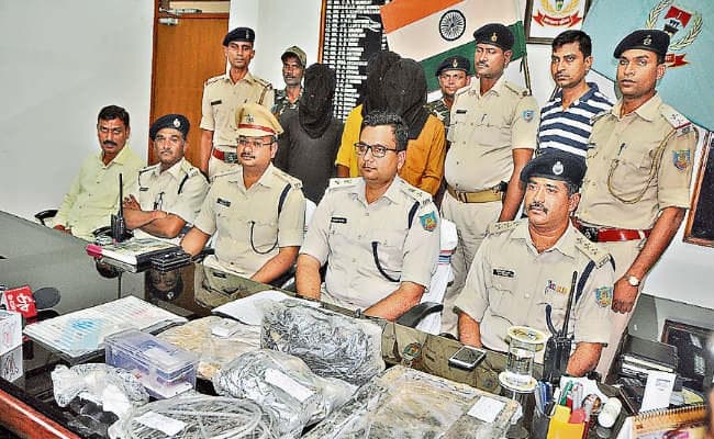 रांची : खुलासा! डकैती का विरोध करने पर भाजपा नेत्री व उनके पुत्र की हुई थी हत्या, तीन गिरफ्तार