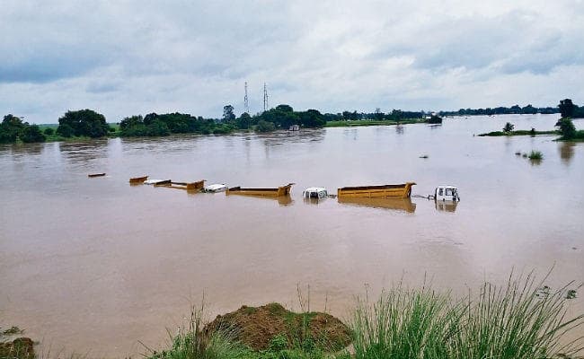 बाढ़ का खतरा : महानंदा में फिर से उफान, गंगा व कोसी लाल निशान पार, दहशत कायम