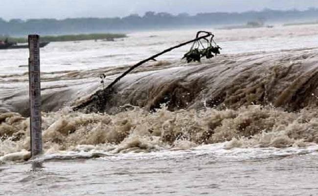 बिहार : महानंदा नदी में जलस्तर बढ़ने से किशनगंज में बाढ़ को लेकर अलर्ट