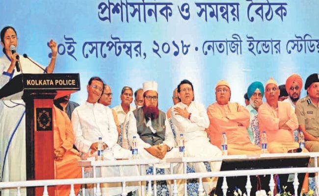 मुख्यमंत्री की दरियादिली : दुर्गापूजा कमेटियों को 10-10 हजार रुपये देगी राज्य सरकार