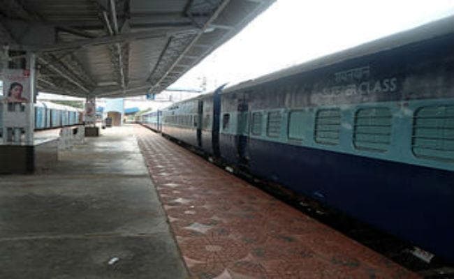 लेट-लतीफी की चपेट में झारखंड आने वाली 47 फीसदी रेलगाड़ियां, रेलयात्री एप से जानें लेटेस्ट अपडेट