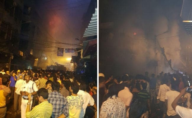 कोलकाता अग्निकांड : 11 घंटे बाद भी काबू में नहीं आग, बिल्डिंग में दरार, गिरने की आशंका से फैला आतंक
