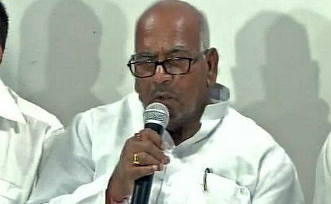 पटना : वशिष्ठ ने कहा, जदयू का संगठन बूथ स्तर तक होगा मजबूत, तो आरसीपी ने कहा, सीट शेयरिंग का जल्द होगा एलान