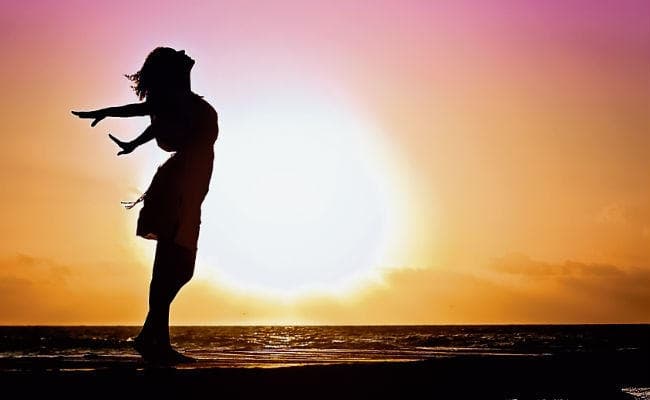 जीवन में उलझने हैं, तो उनका समाधान भी है, अपनाएं ''बी पॉजिटिव'' के 10 मंत्र