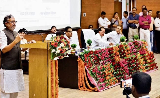 पटना : श्रमिक सेस का 1200 करोड़ जमा, कल्याण पर होगा खर्च : सुशील मोदी