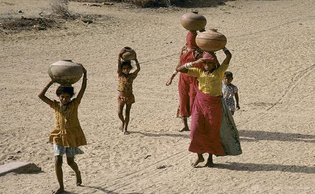 World Bank रिपोर्ट : गरीबी कम करने वालों में दुनियाभर में सबसे आगे South Asia