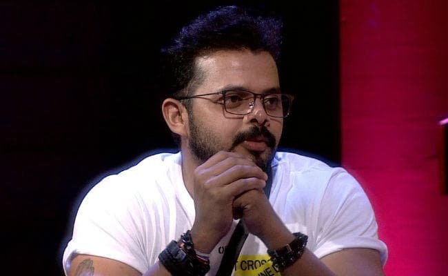 VIDEO: क्या बिग बॉस के घर अंदर मोबाइल फोन का इस्तेमाल कर रहे हैं श्रीसंत ?