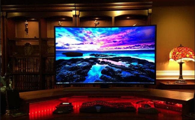 OMG! सैमसंग ने लॉन्च की 3.5 करोड़ रुपये की LED TV, जानें खूबियां