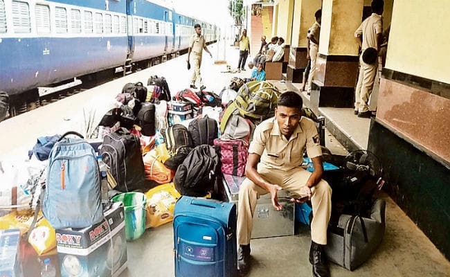 जमालपुर : रूट रीले इंटरलॉकिंग से यात्री परेशान, राजस्व का नुकसान