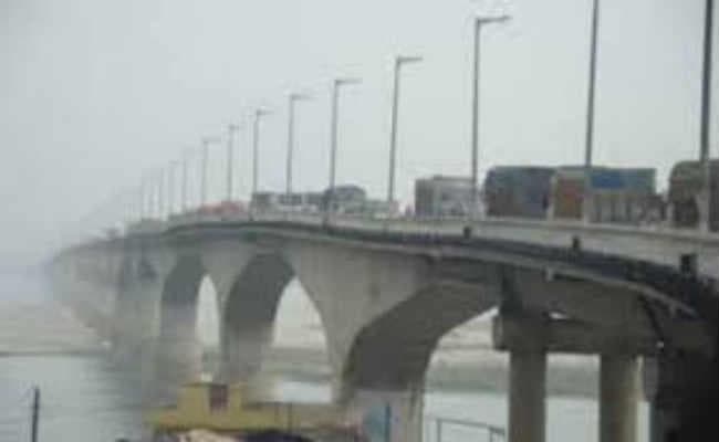 पुल मरम्मत के दौरान पीपा पुल व स्टीमर की नहीं होगी व्यवस्था