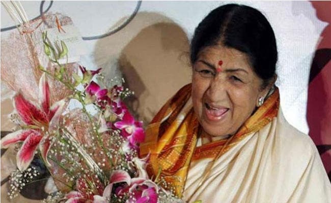 Bollywood ने सुर साम्राज्ञी लता मंगेशकर को ऐसे बोला Happy Birthday