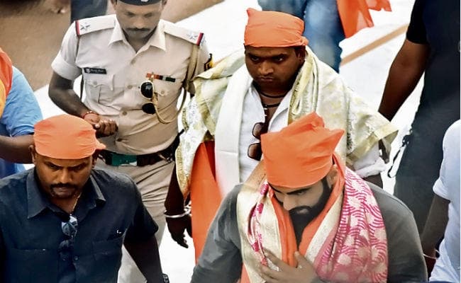 पटना : गुरुघर में अर्जुन कपूर ने मत्था टेका