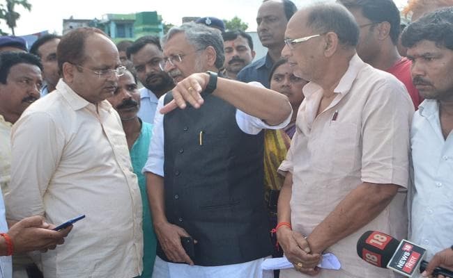 बिहार : भारी बारिश व बाढ़ से 42 की मौत, सुशील मोदी बोले- आज रात से लोग काफी राहत महसूस कर सकेंगे